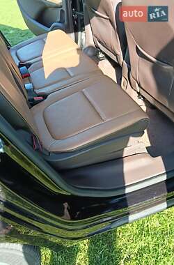 Мінівен Opel Zafira Tourer 2013 в 