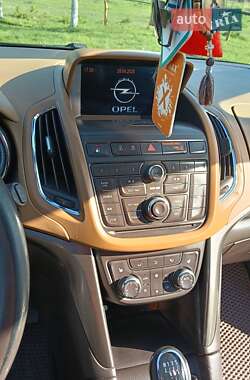 Мінівен Opel Zafira Tourer 2013 в 