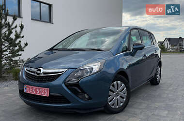 Opel Zafira Tourer 2013 Opel Zafira Tourer 2013