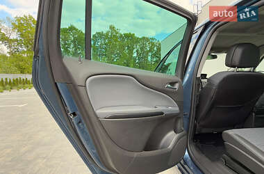 Минивэн Opel Zafira Tourer 2013 в 