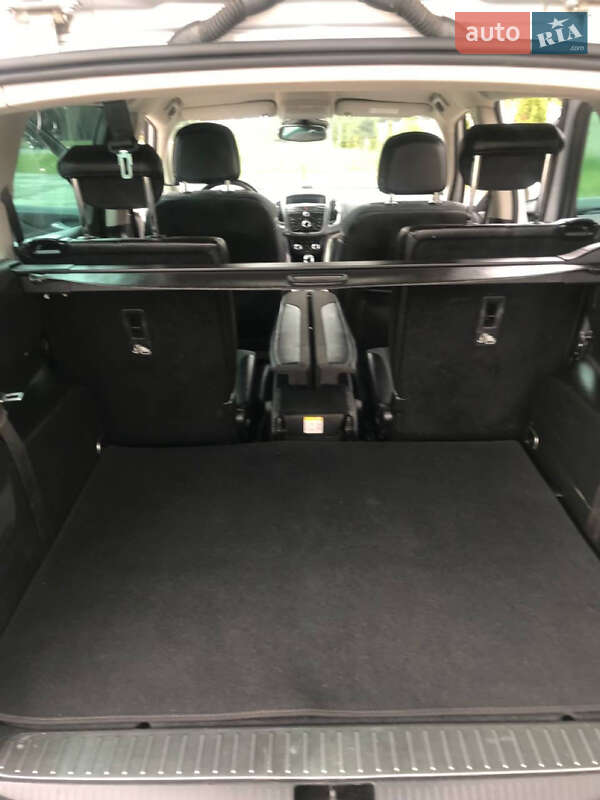 Минивэн Opel Zafira Tourer 2013 в Славуте