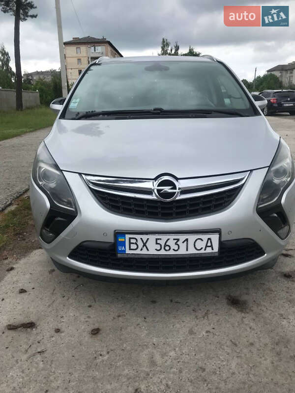 Минивэн Opel Zafira Tourer 2013 в Славуте