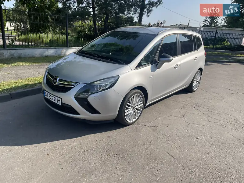 Opel Zafira Tourer