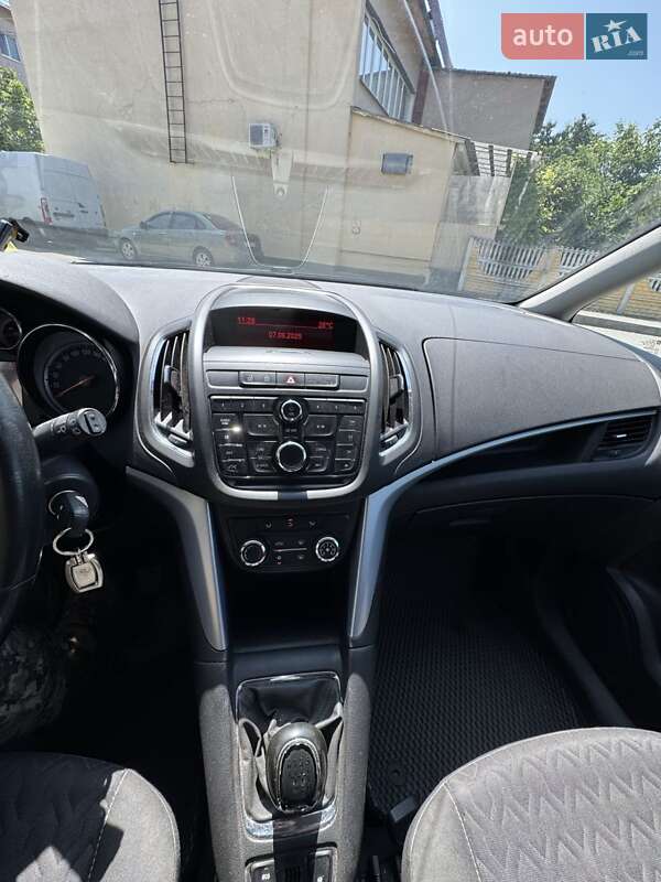 Мінівен Opel Zafira Tourer 2013 в Одесі фото 19 Мінівен Opel Zafira Tourer 2013 в Одесі