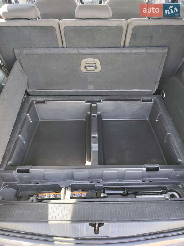 Мінівен Opel Zafira Tourer 2013 в Одесі фото 33 Мінівен Opel Zafira Tourer 2013 в Одесі