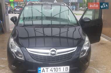 Opel Zafira Tourer 2012 Opel Zafira Tourer 2012