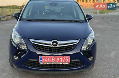 Минивэн Opel Zafira Tourer 2014 в 