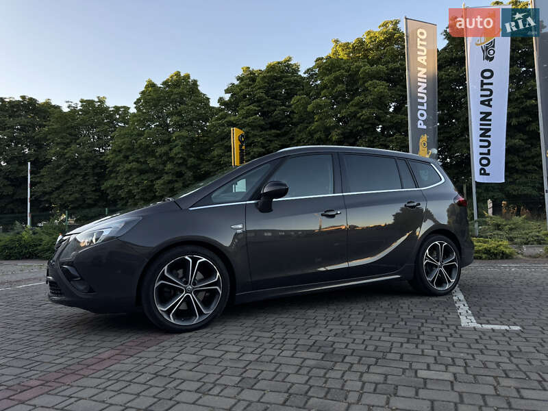 Минивэн Opel Zafira Tourer 2016 в Луцке
