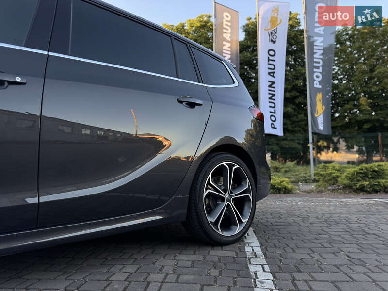 Минивэн Opel Zafira Tourer 2016 в Луцке
