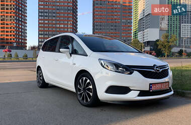 Мінівен Opel Zafira Tourer 2017 в Києві