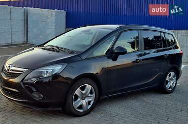 Минивэн Opel Zafira Tourer 2012 в 