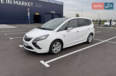 Минивэн Opel Zafira Tourer 2013 в Чернигове