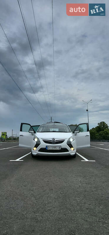 Мінівен Opel Zafira Tourer 2013 в Чернігові