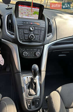 Минивэн Opel Zafira Tourer 2014 в 