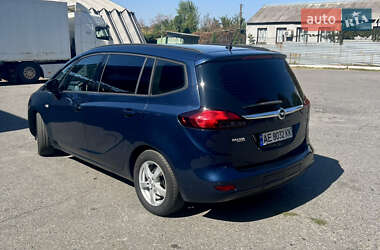 Минивэн Opel Zafira Tourer 2011 в 