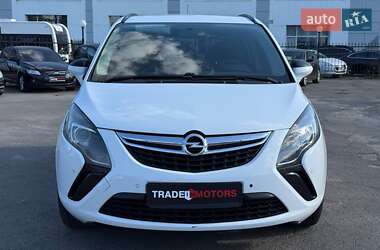 Минивэн Opel Zafira Tourer 2015 в 