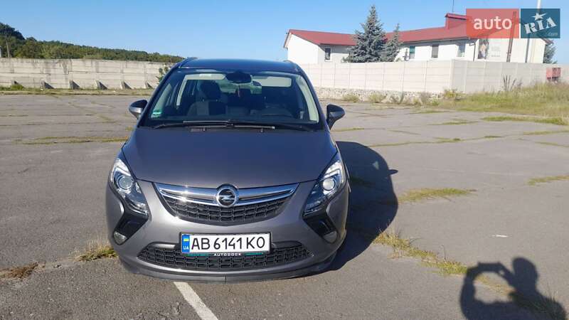 Минивэн Opel Zafira Tourer 2015 в Виннице