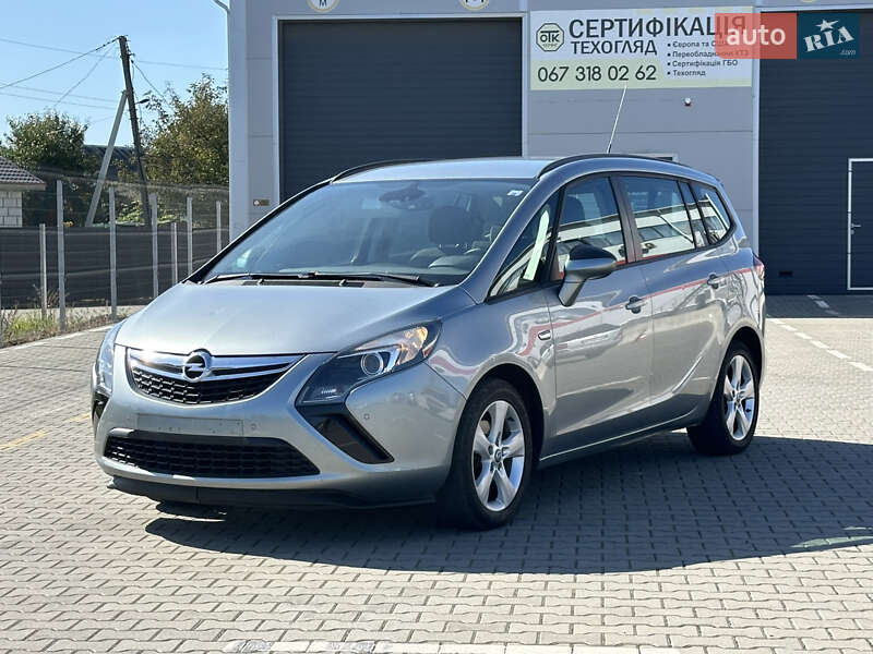 Мінівен Opel Zafira Tourer 2012 в Нововолинську