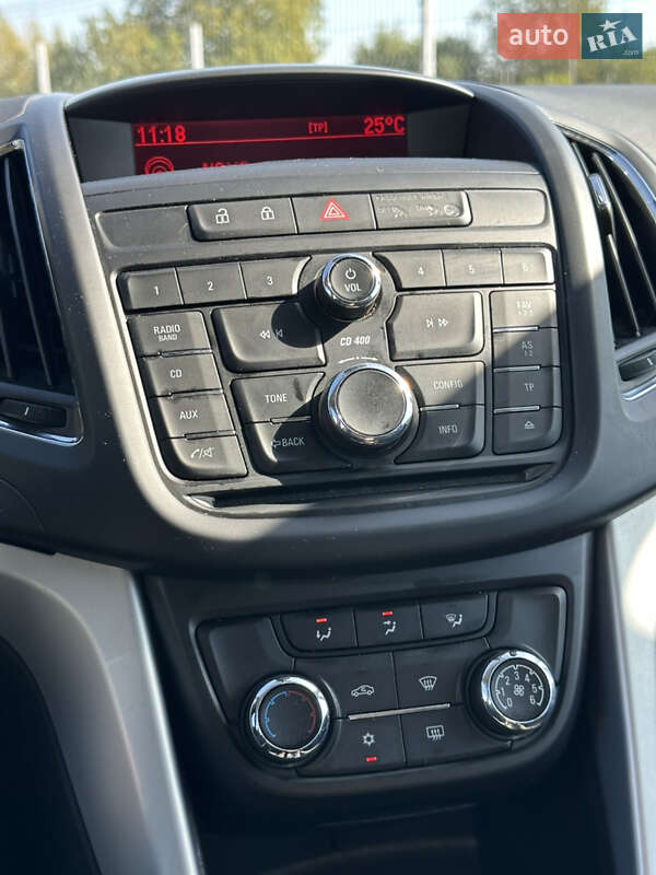 Мінівен Opel Zafira Tourer 2012 в Нововолинську