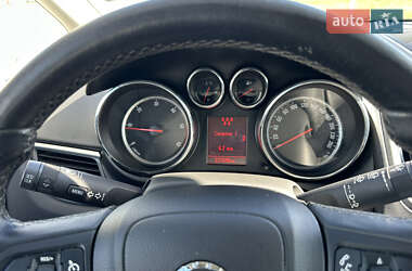 Минивэн Opel Zafira Tourer 2012 в 