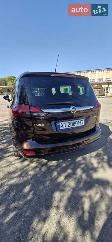 Минивэн Opel Zafira Tourer 2013 в Надворной