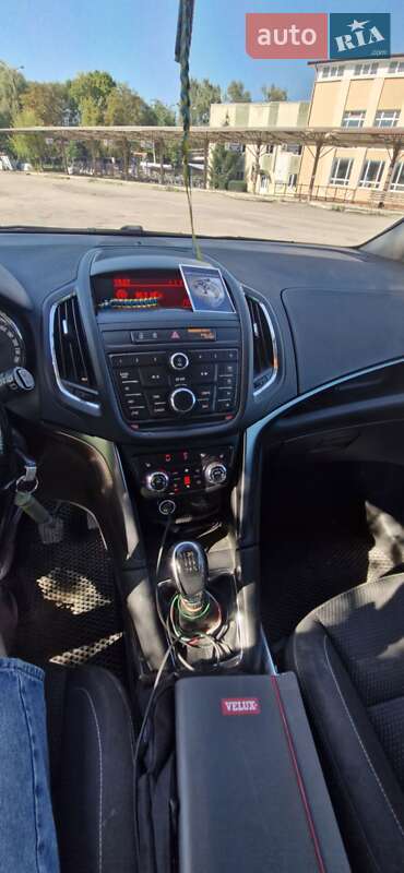 Минивэн Opel Zafira Tourer 2013 в Надворной