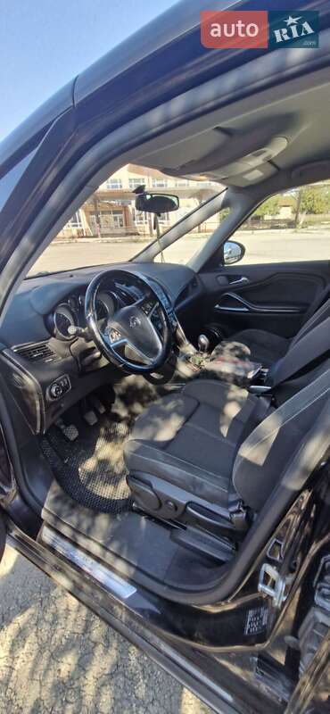Минивэн Opel Zafira Tourer 2013 в Надворной