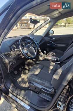 Минивэн Opel Zafira Tourer 2013 в 