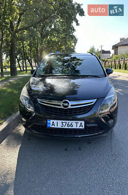 Opel Zafira Tourer 2014