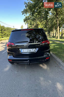 Минивэн Opel Zafira Tourer 2014 в 