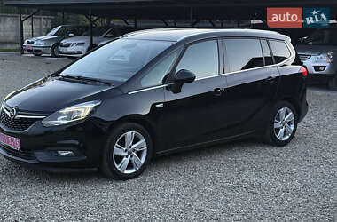 Opel Zafira Tourer 2017