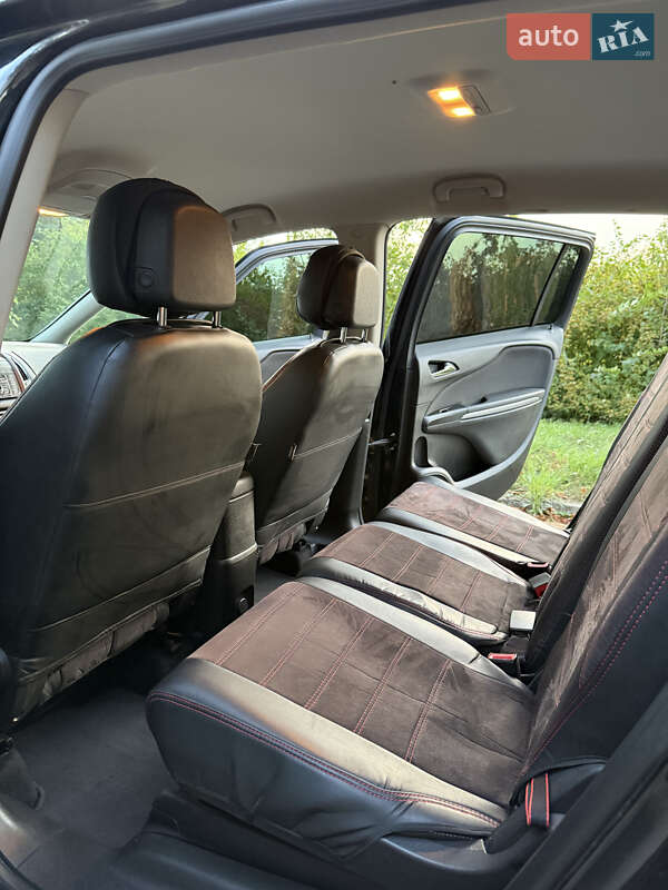 Минивэн Opel Zafira Tourer 2012 в Львове
