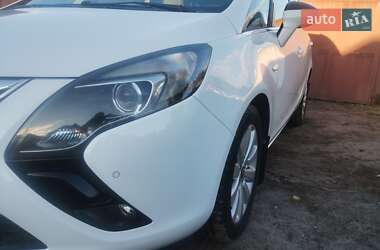 Opel Zafira Tourer 2016 Opel Zafira Tourer 2016