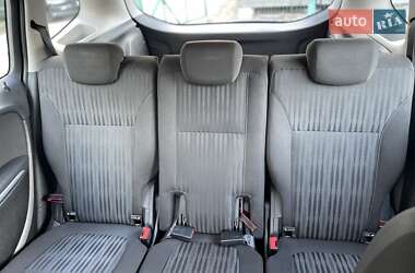 Минивэн Opel Zafira Tourer 2012 в 