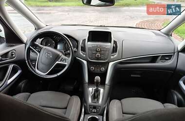 Минивэн Opel Zafira Tourer 2014 в 