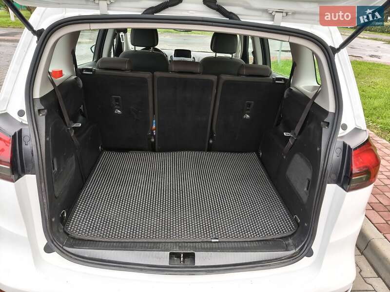 Минивэн Opel Zafira Tourer 2014 в Луцке