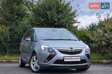 Opel Zafira Tourer 2015
