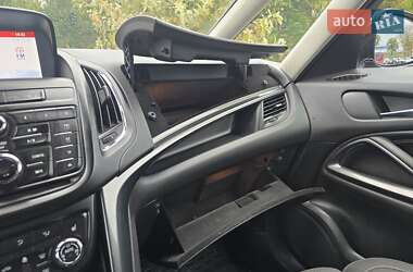 Минивэн Opel Zafira Tourer 2015 в 