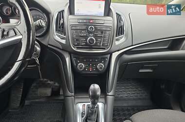 Минивэн Opel Zafira Tourer 2015 в 