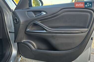 Минивэн Opel Zafira Tourer 2015 в 