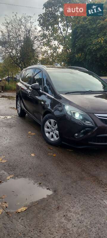 Мінівен Opel Zafira Tourer 2014 в Івано-Франківську фото 5 Мінівен Opel Zafira Tourer 2014 в Івано-Франківську