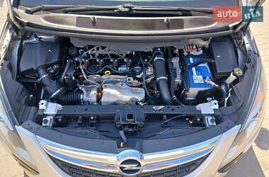 Мінівен Opel Zafira Tourer 2015 в  фото 19 Мінівен Opel Zafira Tourer 2015 в
