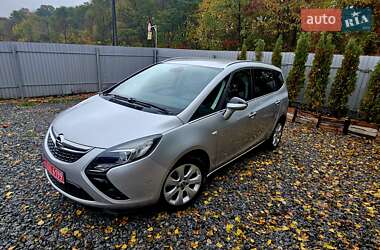 Минивэн Opel Zafira Tourer 2013 в 
