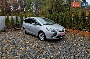Минивэн Opel Zafira Tourer 2013 в 