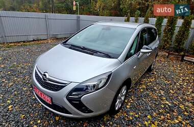 Минивэн Opel Zafira Tourer 2013 в 