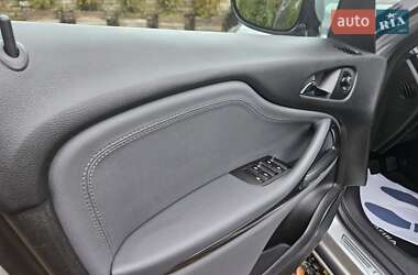 Минивэн Opel Zafira Tourer 2013 в 