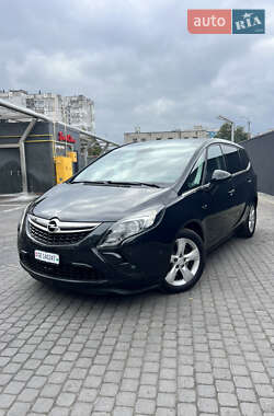 Opel Zafira Tourer 2013