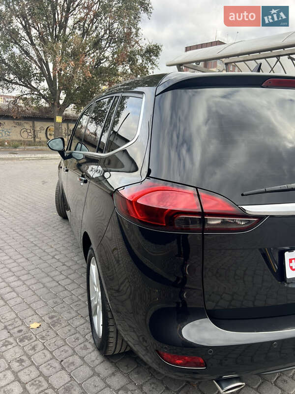 Минивэн Opel Zafira Tourer 2013 в Днепре фото 45 Минивэн Opel Zafira Tourer 2013 в Днепре