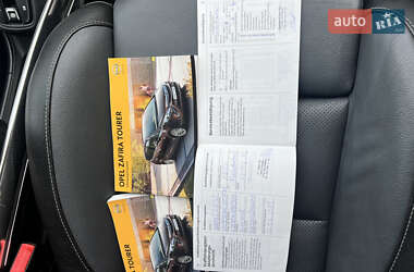 Минивэн Opel Zafira Tourer 2013 в 