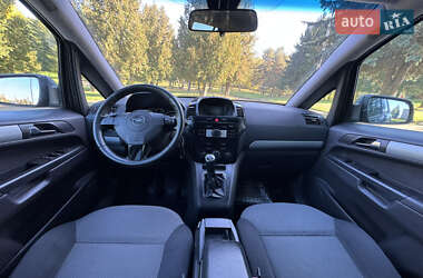 Мінівен Opel Zafira Tourer 2013 в 